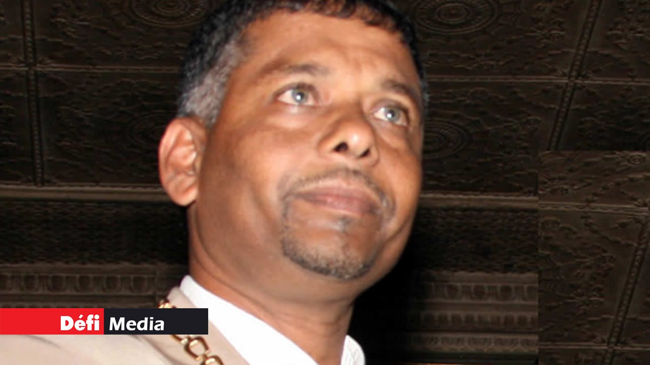 Dean Tirvengadum