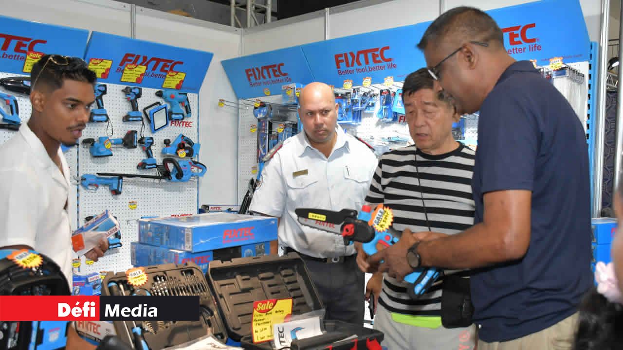 Scube a proposé une large gamme d’outils pour les passionnés de bricolage.