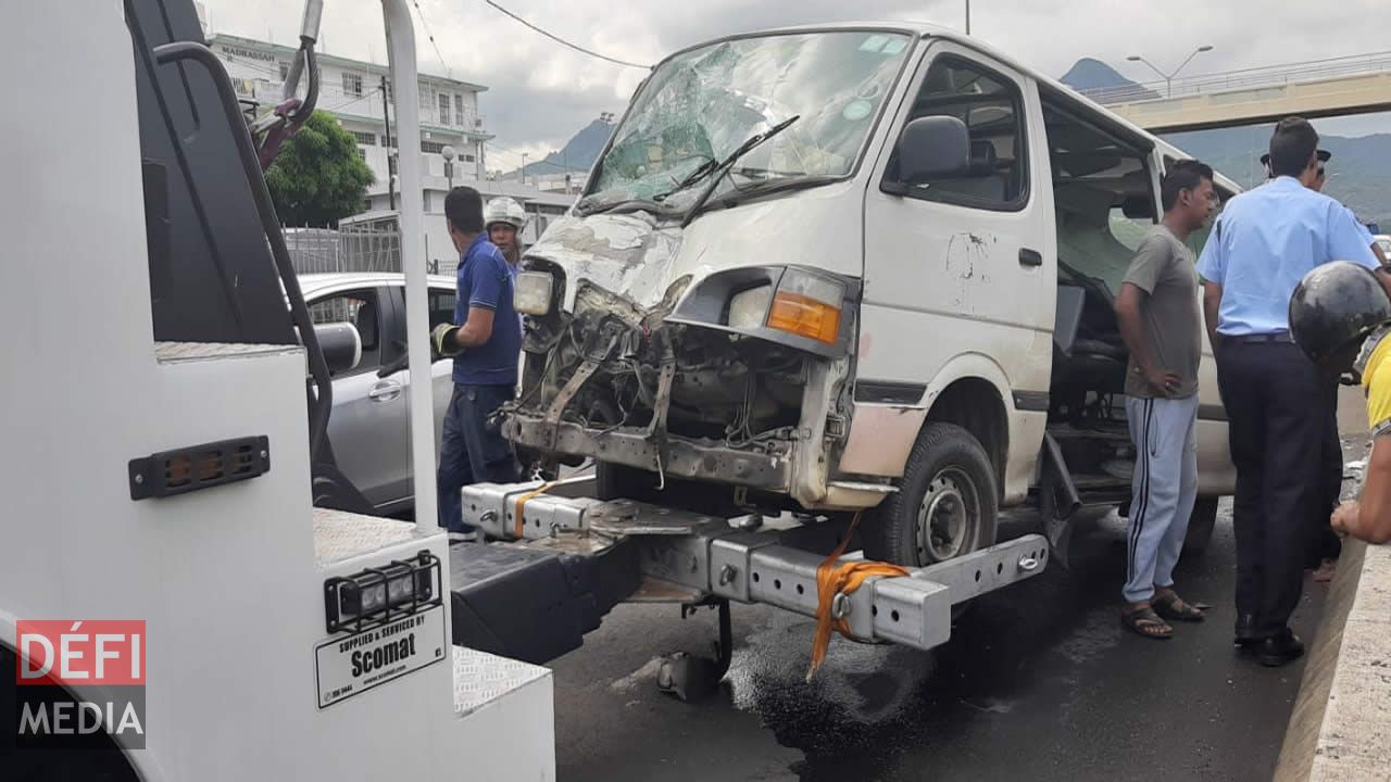 L’un des deux véhicules impliqués dans l’accident