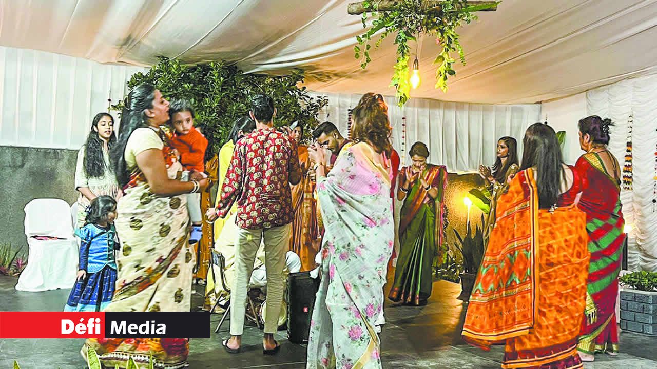 Les danses traditionnelles souvent en cercle étaient aussi au rendez-vous.