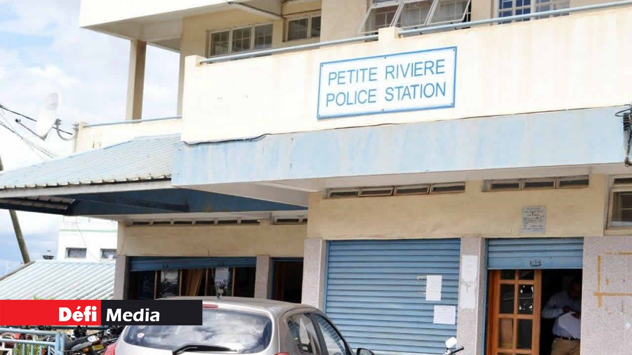 police de Petite-Rivière