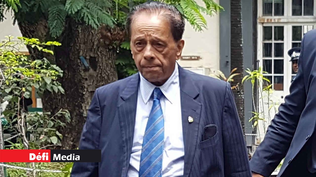 Sir Anerood Jugnauth.