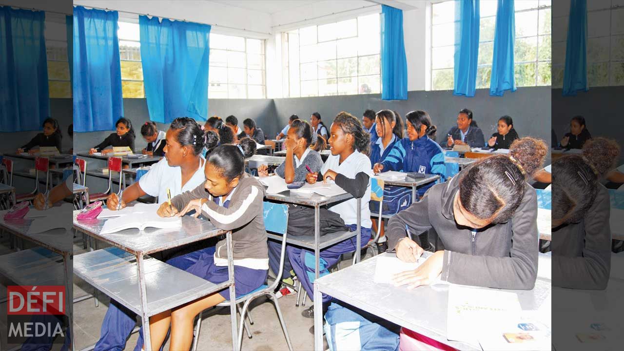 NINE-YEAR continuous education: The national form three examination