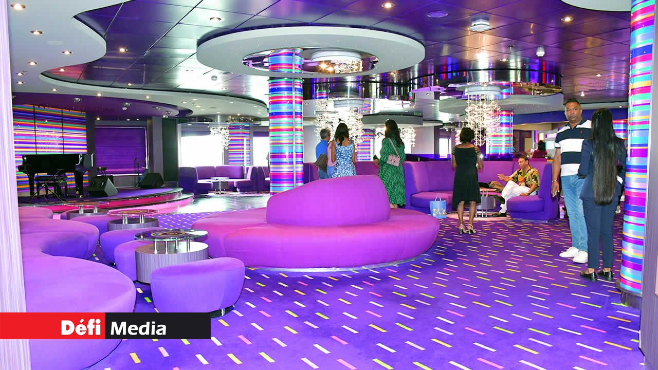 The Purpple Jazz Bar.