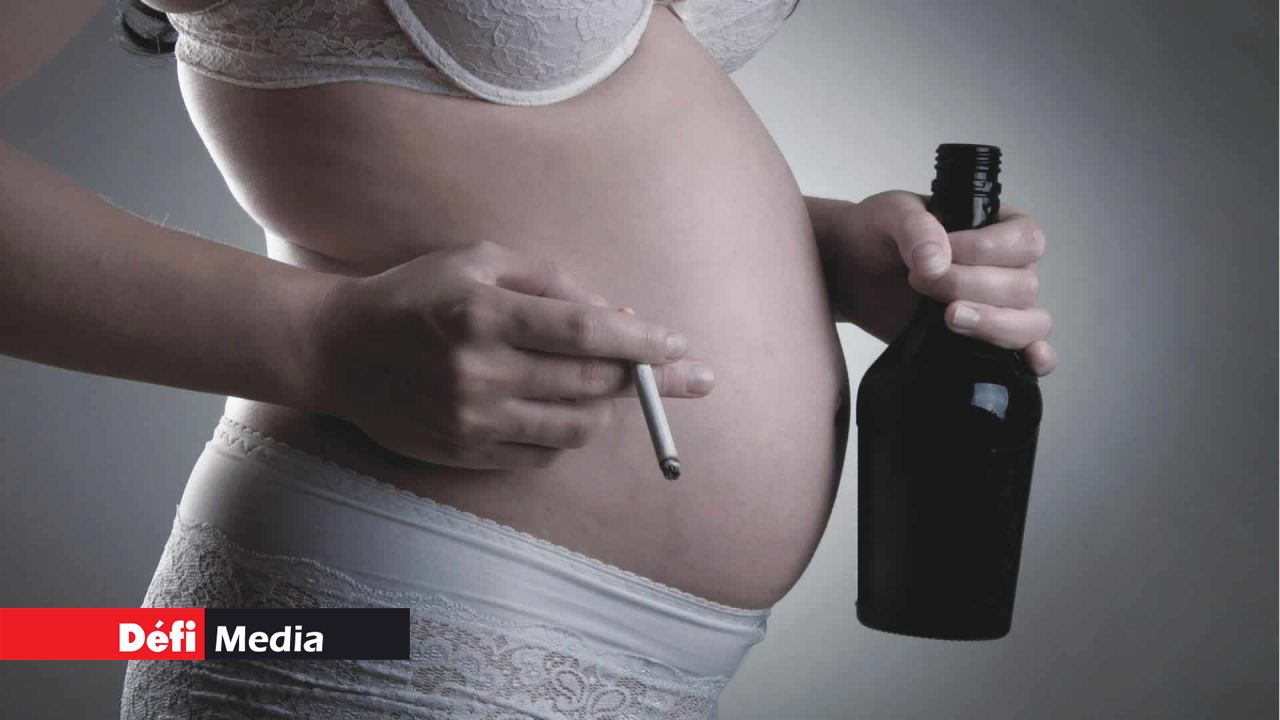 Беременность пила и курила. Алкоголь и беременность. Вредные привычки беременных. Алкоголь курение беременной.
