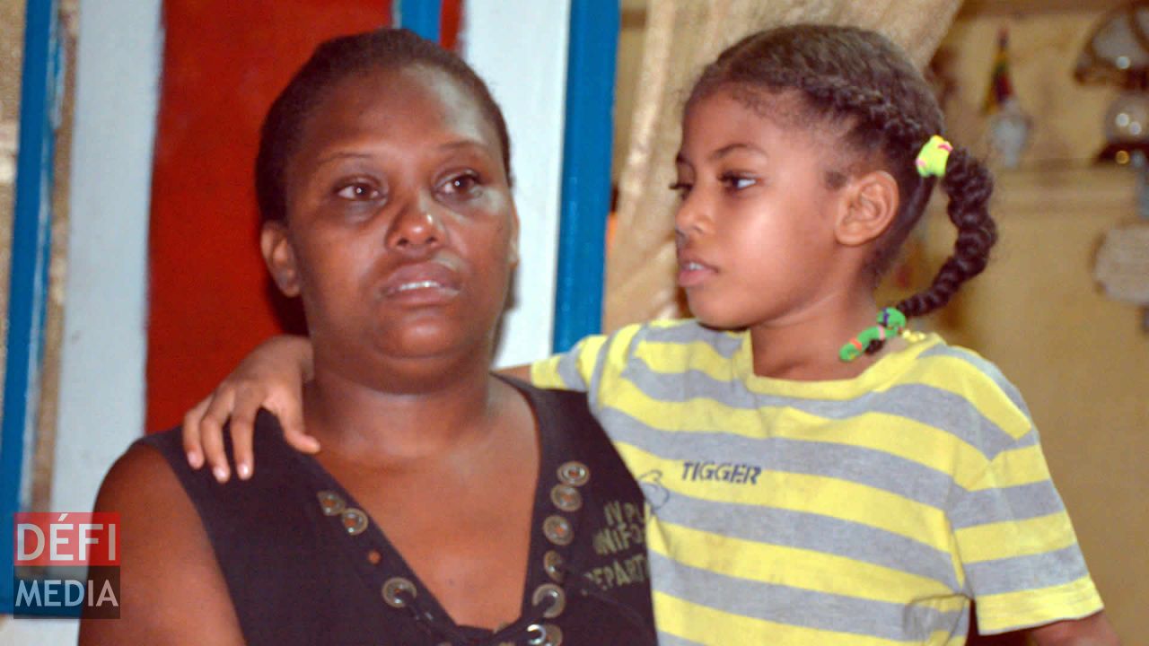 La mère de la victime.