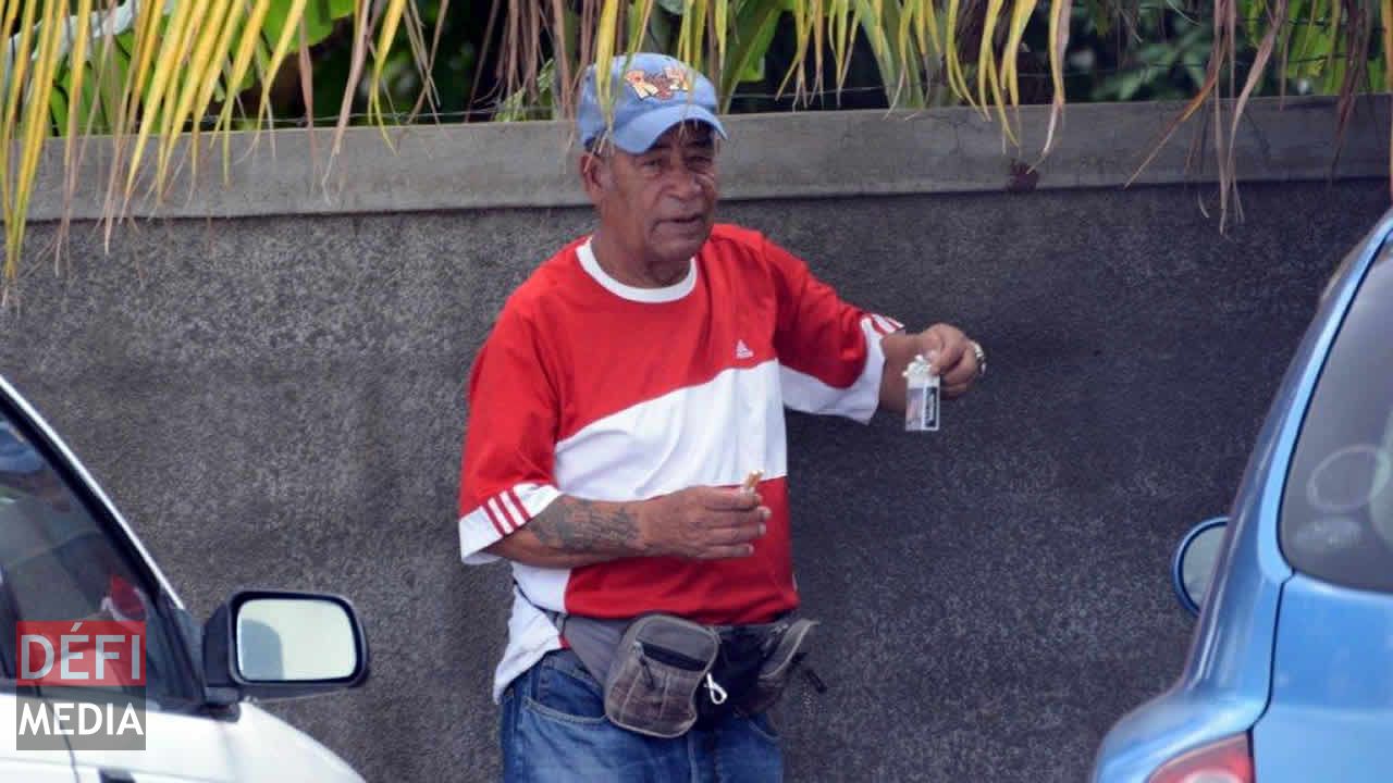 Louis Roger Jean Jacques comparaissant devant le tribunal de Bambous.
