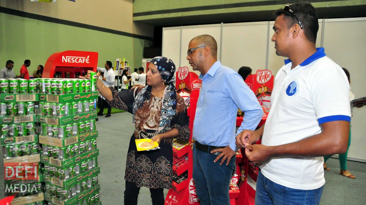 Le stand de Nestlé était bien achalandé. L’enseigne a proposé des rabais sur tous ses produits.
