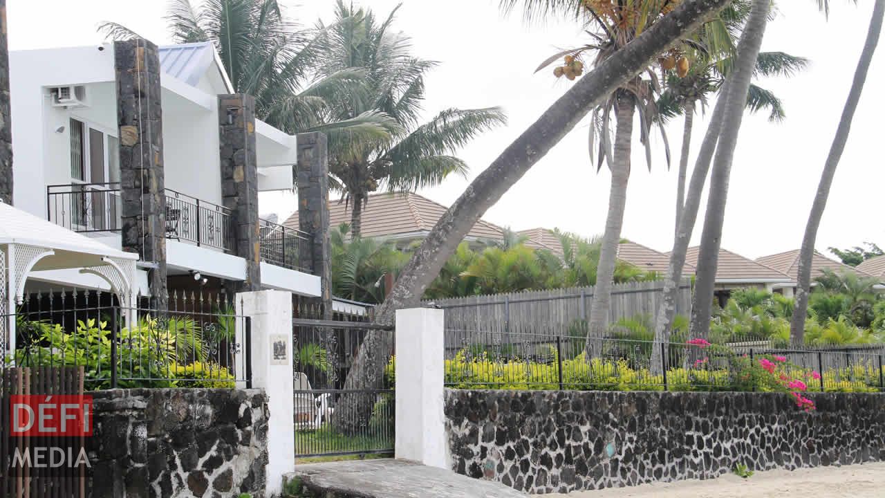 La maison du ministre Soodhun à Grand-Baie, à côté du complexe Kapu Kai.