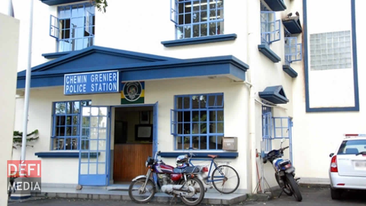 poste de police Chemin-Grenier