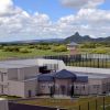 Violences alléguées à la prison de Melrose : 50 % des images CCTV visionnées et sécurisées, une trentaine de détenus entendus