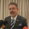 Gavin Glover : «Mo pa finn pran konesans oken video» 