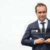 Sébastien Lecornu prend ses marques à Matignon un jour de mobilisation