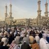 Plus d'un million de pèlerins musulmans entament le hajj sous un soleil de plomb