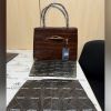 Saisie de plus de Rs 42 millions de cocaïne à l’aéroport : un habitant de Trou-d’Eau-Douce arrêté lors d’une «controlled delivery»