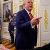 Trump frappe la Chine de droits de douane supplémentaires de 100% et des restrictions à l'export
